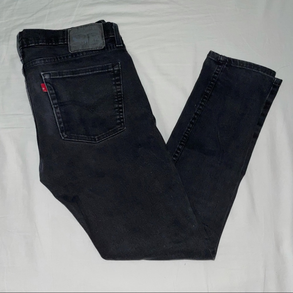 Black Levi’s Jeans